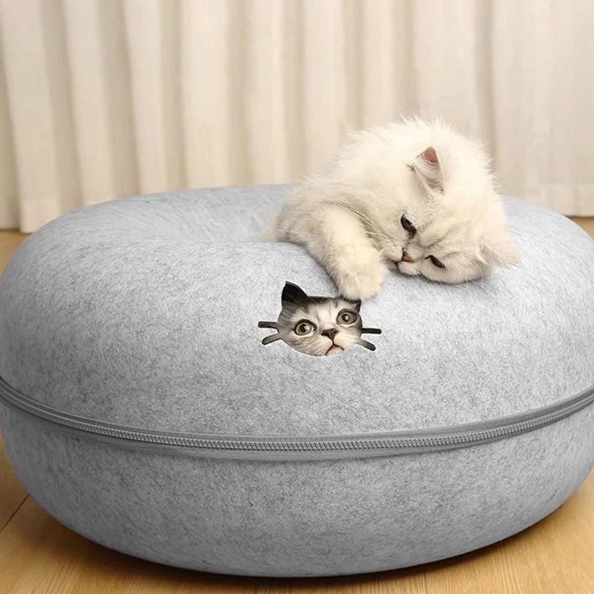 HappySnout Donut Bed